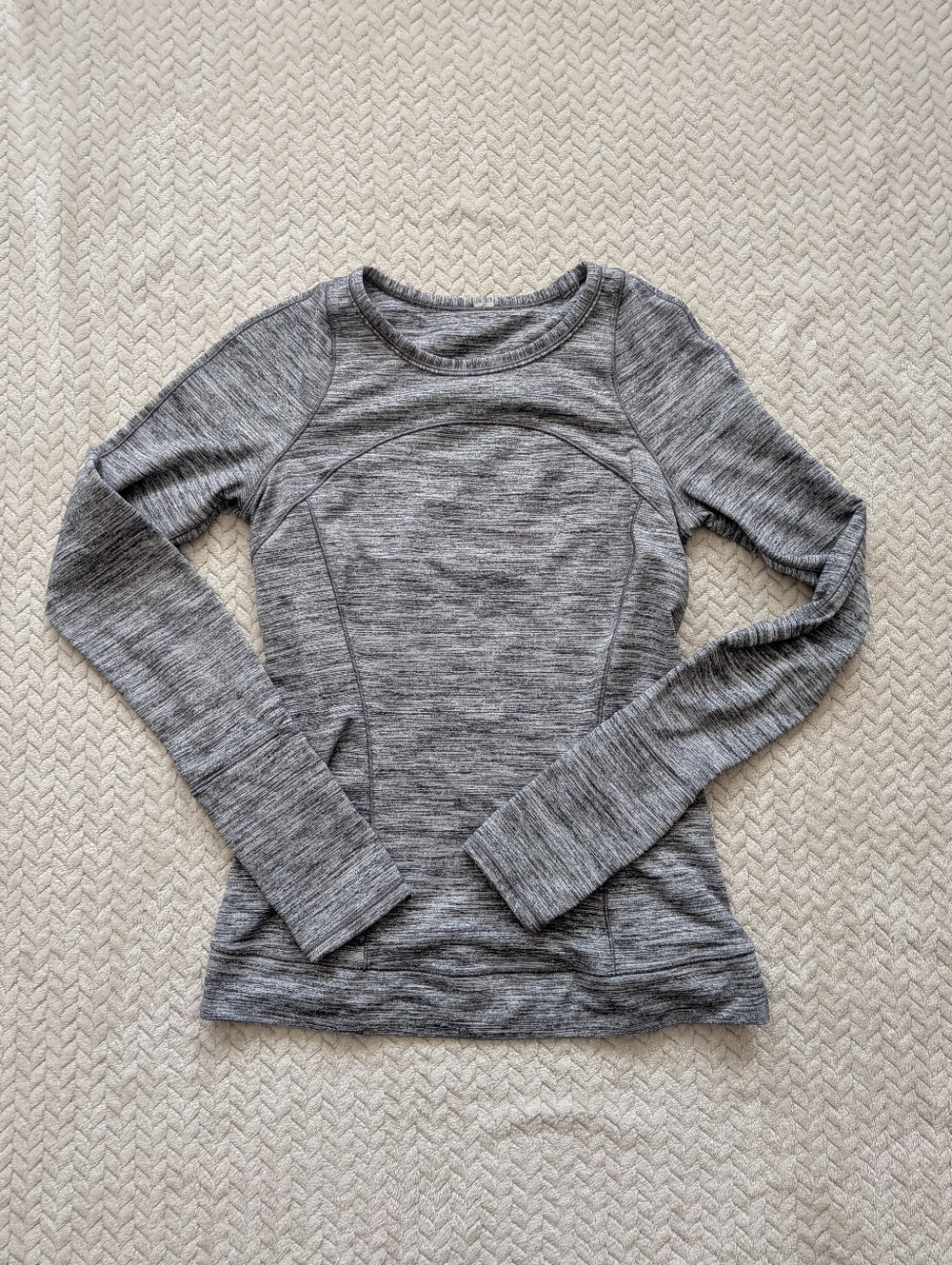 Lululemon Heater Grey Long Sleeve Top